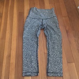 RARE* lululemon wunder under cropped leggings